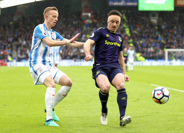 在缺乏透明 在缺乏透明